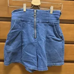 ♡ LOVETOXIC ♡デニムブルー ショートパンツ　女の子　160