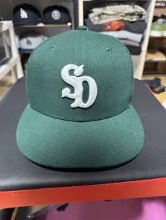 スタンダードカリフォルニア ニューエラ キャップ1/2