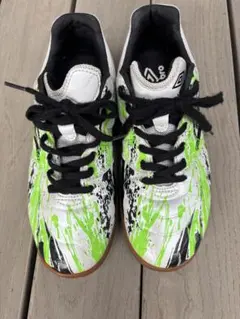 アンブロ　アクセレイター23.5㎝フットサル用室内シューズ