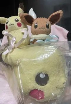 I♡ピカチュウ一番くじぬいぐるみとタッセルセット