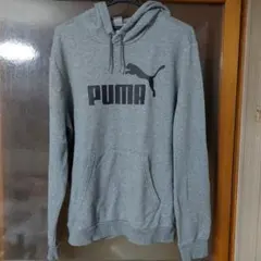PUMAプーマ⭐ グレー 灰色⭐フード付きパーカー
