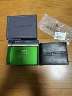 週末お値下げ！TOMMY HILFIGER 本革 RFID二つ折り財布