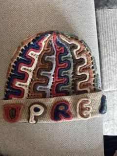 超希少 supreme 25aw Arabic Jaquard Beanie - メルカリ