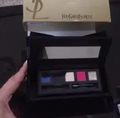 Yves Saint Laurent サンローラン ポーチ付き アイシャドウ