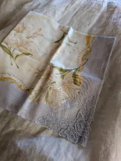 PIERRE BALMAIN 花柄ハンカチ