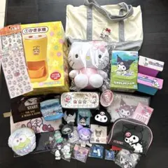 サンリオ　まとめ売り　14個 新品　匿名発送　ぬいぐるみ　時計　バック サンリオ まとめ売り 14個 新品 匿名発送 ぬいぐるみ 時計 バック