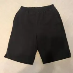 UNIQLO 黒 半ズボン 150サイズ