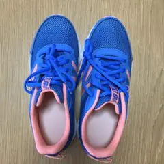 新品未使用　ニューバランス570 22.5cm 青/ピンク スニーカー