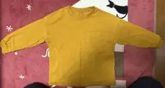 GU マスタード色 長袖Tシャツ