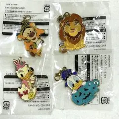 ジャングルカーニバル　チャーム　ピンバッジ　ディズニーDisney