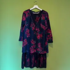 ヴェロフォンナ ネイビー 花柄 Vネック 長袖ワンピース