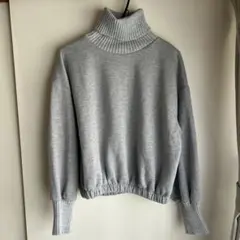 ZARA ザラ　クロップド　タートルネック　スエット　トレーナー　裏起毛　グレー