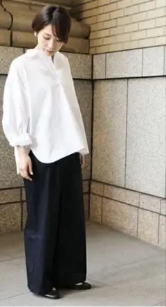 LE GLAZIK ブラウス　ホワイトのサムネイル