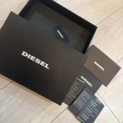 DIESEL ギフト箱 ブラック　空き箱