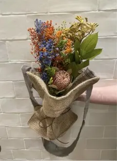 Item thumbnail for item dfc0f133-ad5b-4ec9-9963-8680988816b3