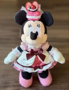 トータリーミニー　 テーブルイズウェイティング　ぬいぐるみバッジ