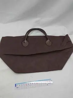 Item thumbnail for item e5fa9c43-f307-4941-8fd7-ac0d67912ee0