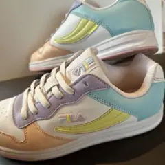 新品未使用］FILA ARCHIVE RJV スニーカー 25.5cm - メルカリ