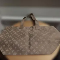 新品 　Dailyrusset　 ベージュ 幾何学模様 トートバッグ