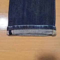 ユニクロ　S002　セルビッチ　赤ミミ