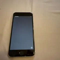 iPhone SE 第二世代　画面に傷あり　初期化済み