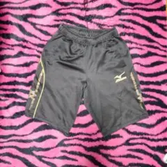 Mizuno 黒 ハーフパンツ ゴールドロゴ