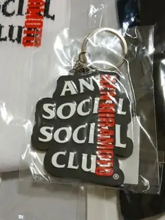 ANTI SOCIAL SOCIAL CLUB x 平本蓮 キーホルダー
