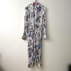 BALENCIAGA 100%シルク ロングワンピース3回着用新品定価約40万円 BALENCIAGA 100%シルク ロングワンピース3回着用新品定価約40万円