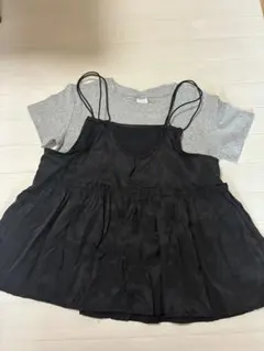 グレーTシャツと黒キャミソールセット M