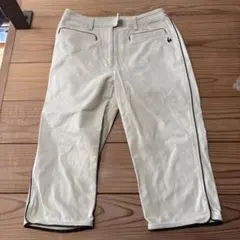 クリーム色 ショートパンツ レディース