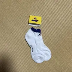【本日限定値下げ】MMOA モア　バドミントンホワイト ソックス 26〜28cmのサムネイル