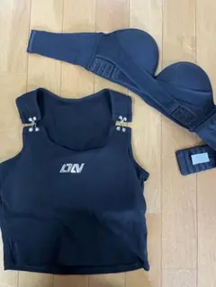 カップ付きタンク&ベアトップセットのサムネイル