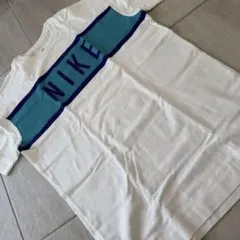 ★ NIKE ナイキ　半袖Tシャツ　Lサイズ ホワイト　美品