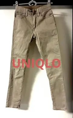 ユニクロ EZYスキニーフィットカラージーンズ　ベージュ