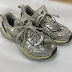 NIKEWS V2K RUN FD0736-100 スニーカー