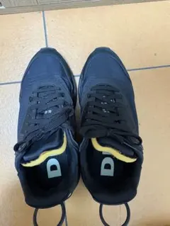 ディーゼル、スニーカー