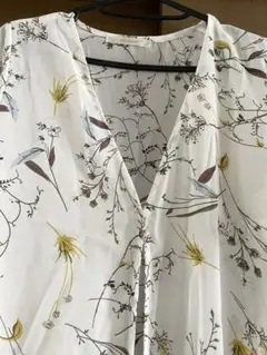 値下げ！シャツ　ワンピースのサムネイル