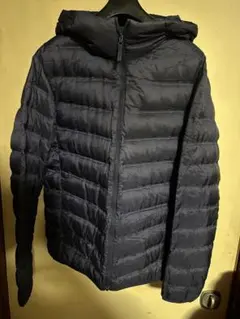 ユニクロ　ULTRA LIGHT DOWN ウルトラライトダウンジャケット　濃紺