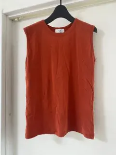 SLOBE IENAオレンジ ノースリーブ トップス