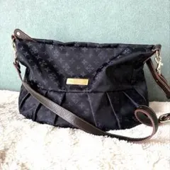 Item thumbnail for item 6a5eaa9c-676d-45f1-9056-ca1ecc0ef824