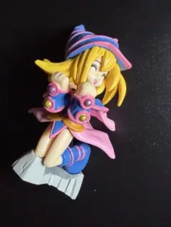 遊戯王　フィギュア ブラックマジシャンガール