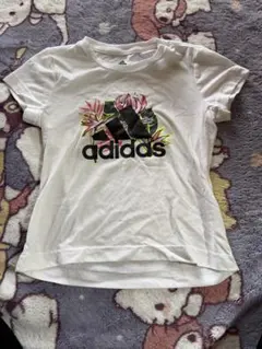 adidas 花柄ロゴ Tシャツ 120