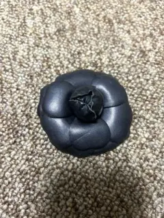 INGEBORG インゲボルグ コサージュ カメリア ブラック