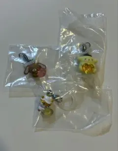サンリオ　エモきゅん2 くろうさ　コロコロクリリン　ポムポムプリン
