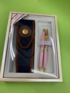 ペンケースとシャーペン&ボールペンセット　桃色