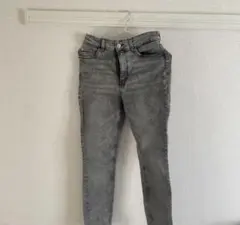 ZARAグレー スキニーデニム