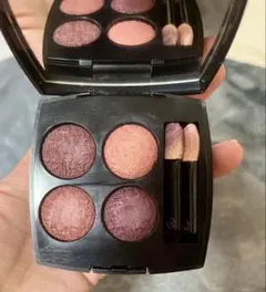 CHANELアイシャドウ レ キャトル オンブル ツイード02