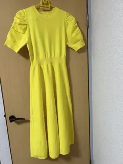 ストロベリーフィールズ　イエロー 半袖 ニットワンピース ロング