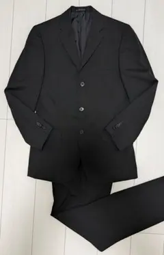 美品 コムサ ブラックフォーマルスーツ 3つボタン