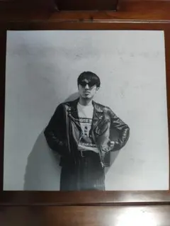 沢田研二　　　ロンリーウルフ　　　入手困難非売品B1特大サイズポスター 沢田研二 ロンリーウルフ 入手困難非売品B1特大サイズポスター - メルカリ